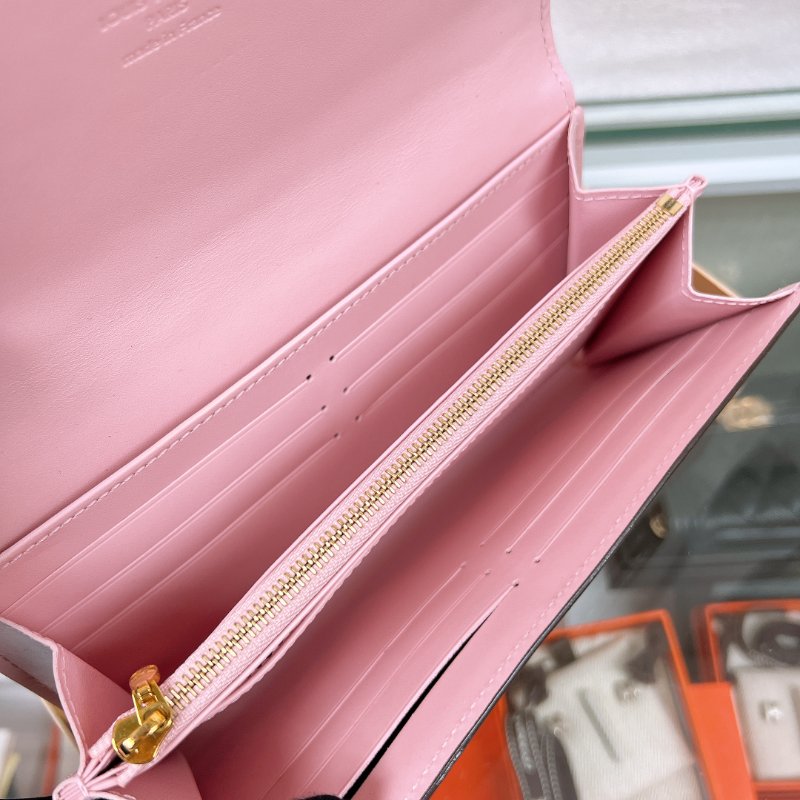 Lv sarah 漆皮米色條紋長夾-9