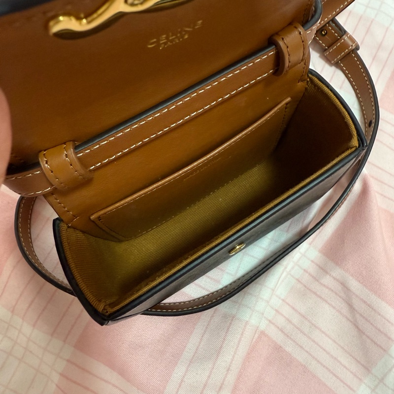 降售‼️Celine老花小廢包(9.8成新)-5