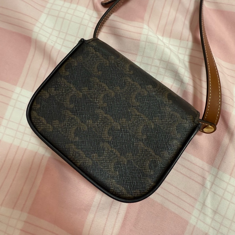 降售‼️Celine老花小廢包(9.8成新)-6