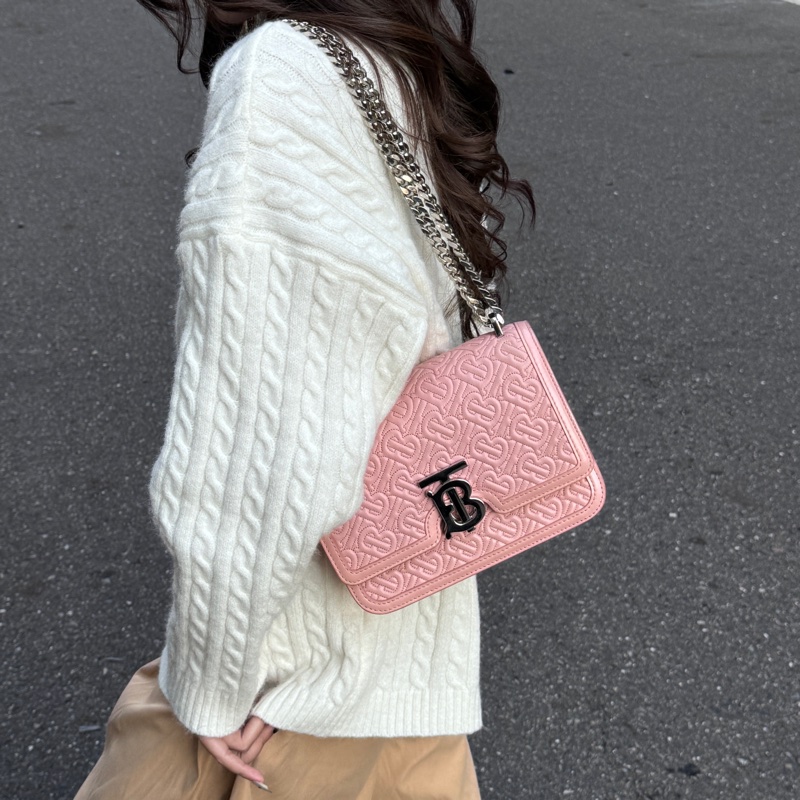 （超新～ Jisoo同款） Burberry 巴寶莉 粉色羔羊皮 專櫃85000-7