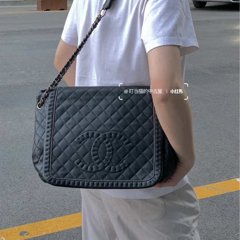 絕版限量出售✅Chanel黑銀菱格麻花編織大雙C牛皮翻蓋腋下機場包-8