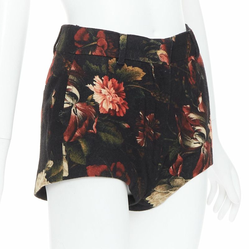 GIVENCHY Tisci 100% wool black red peony floral high rise shorts-2