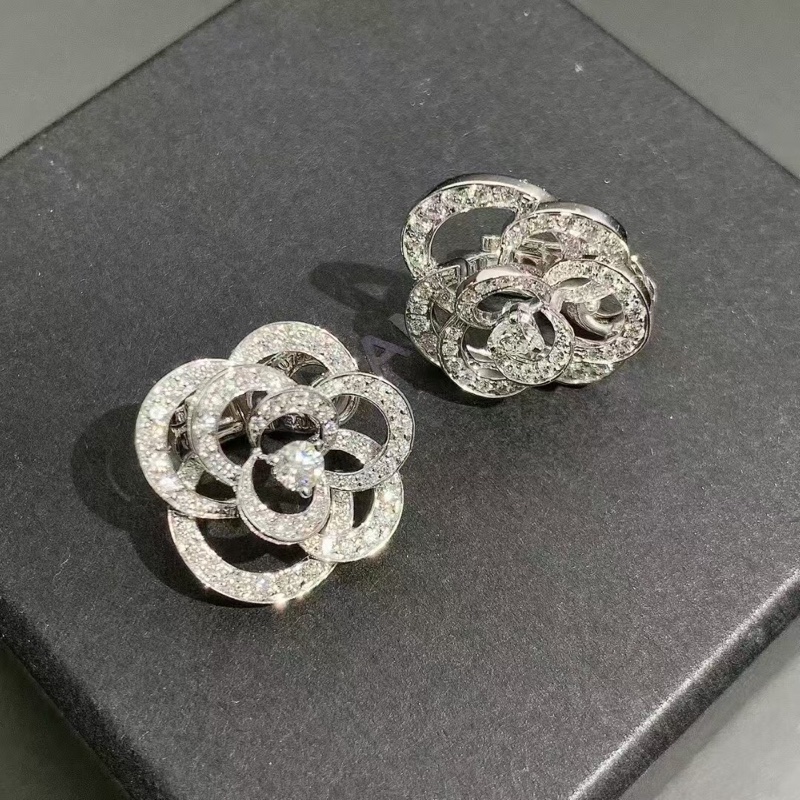 Chanel香奈兒山茶花系列Filde camela白金滿鑽耳環,2024購入-5