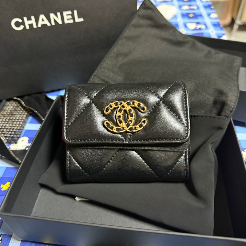 Chanel 24c 19系列三折短夾-12