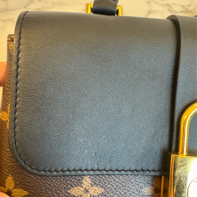 LV M44141Locky BB花紋手提兩用包-4