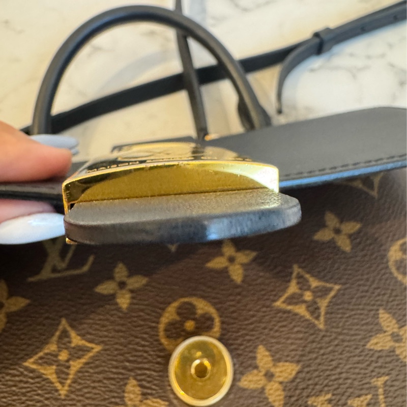 LV M44141Locky BB花紋手提兩用包-6