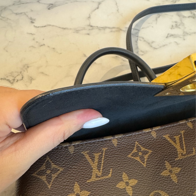 LV M44141Locky BB花紋手提兩用包-7
