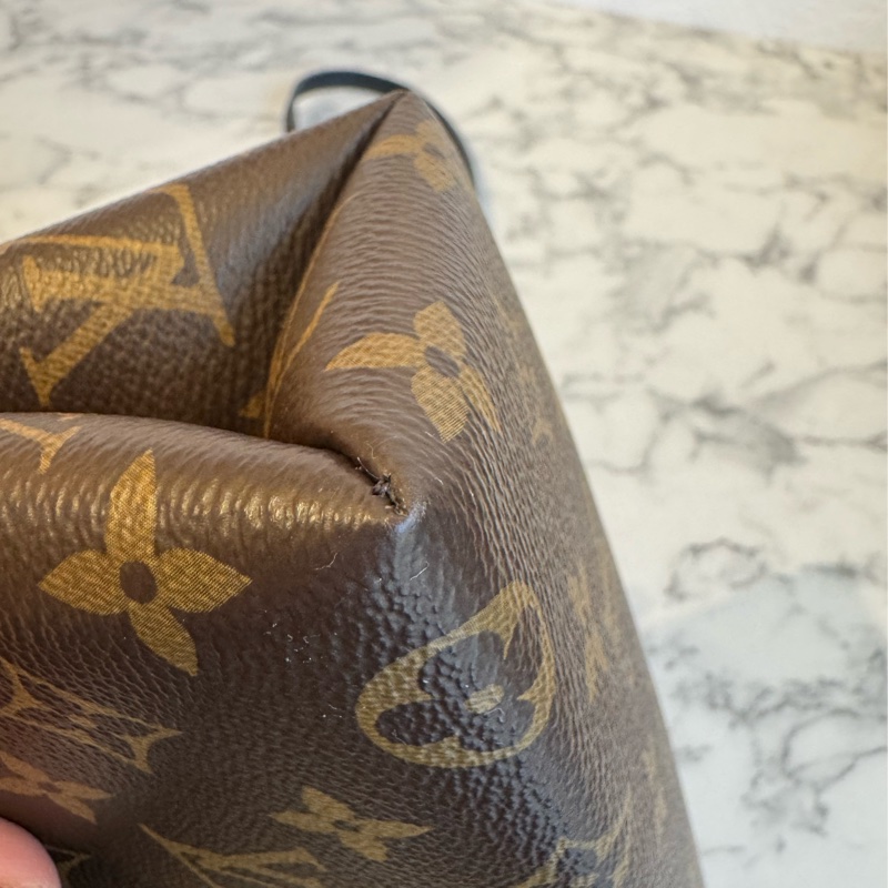 LV M44141Locky BB花紋手提兩用包-19