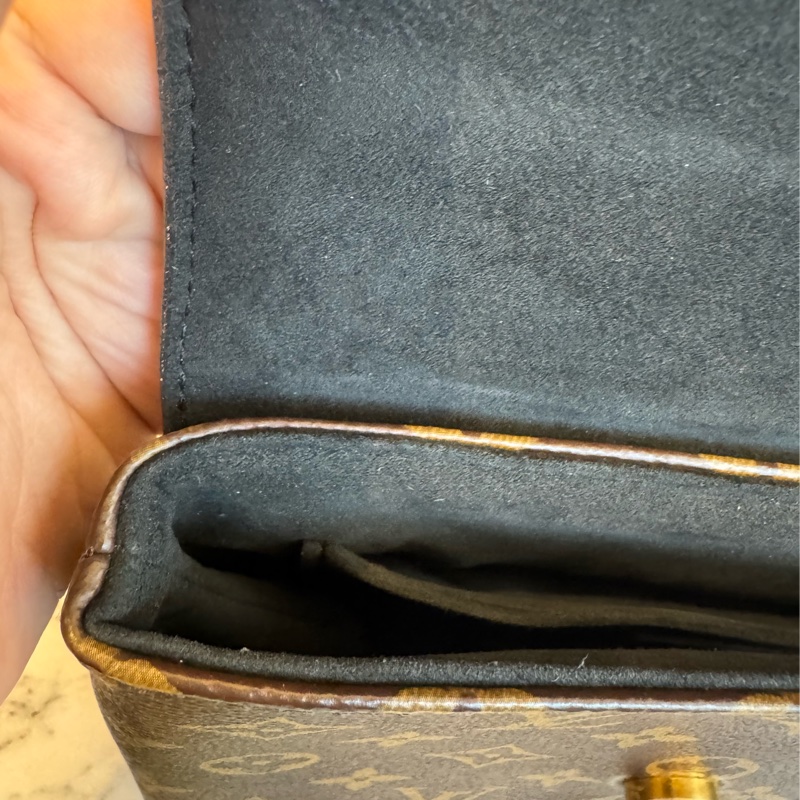 LV M44141Locky BB花紋手提兩用包-39