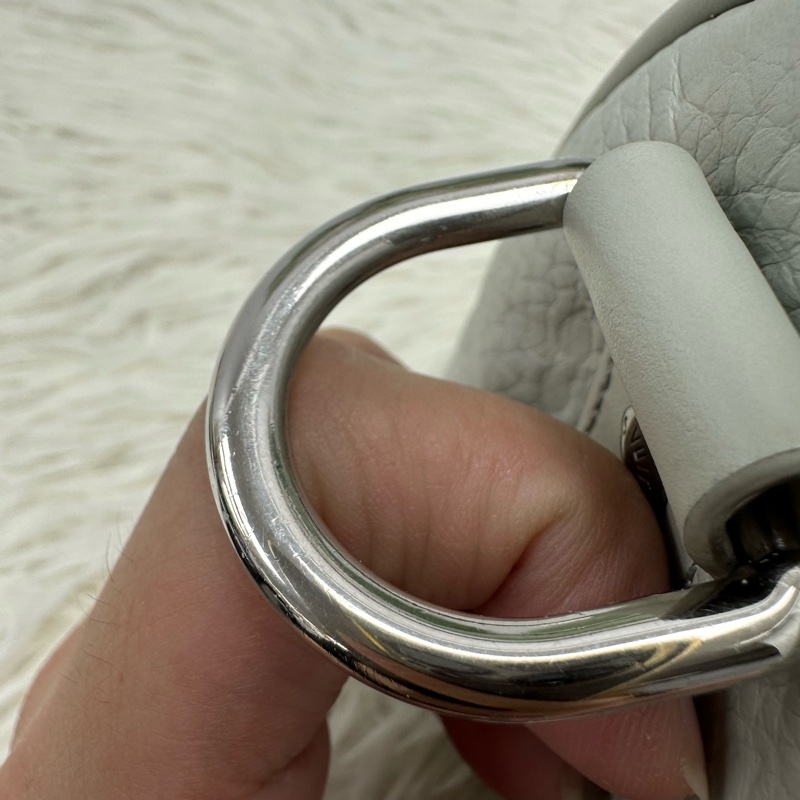 LV 灰綠色真皮壓紋 KeepAll 25 手提斜肩包 晶片款-13