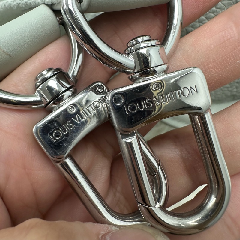 LV 灰綠色真皮壓紋 KeepAll 25 手提斜肩包 晶片款-17