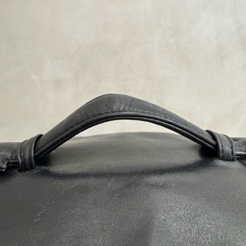 Chanel 小羊皮手提化妝包-8