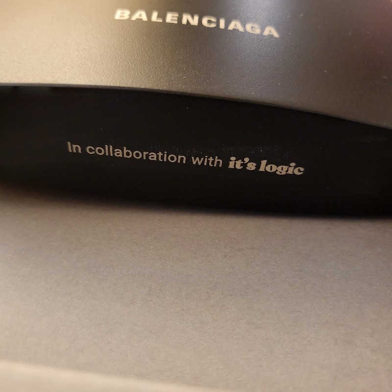 Balenciaga Objects靈感生活不鏽鋼水壺-3