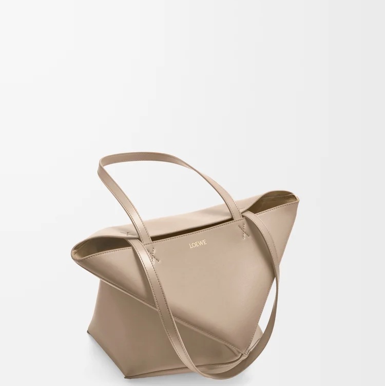 Loewe Puzzle Ford 托特包 中號 沙色-2