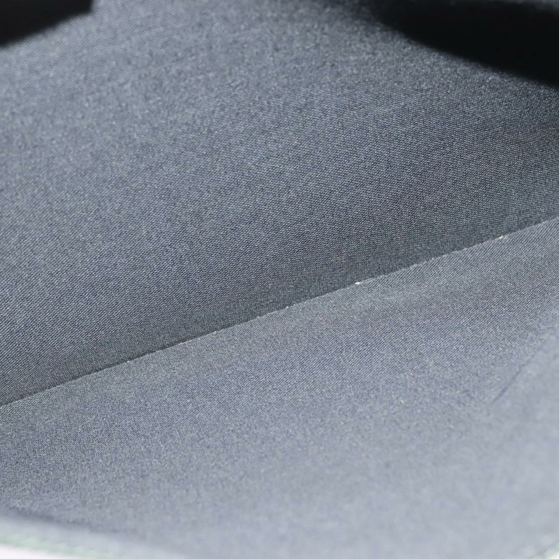 【日本直送】路易威登 Taiga Saratov GM 單肩包 Ardoise M30882 LV 正品 bs27760-21
