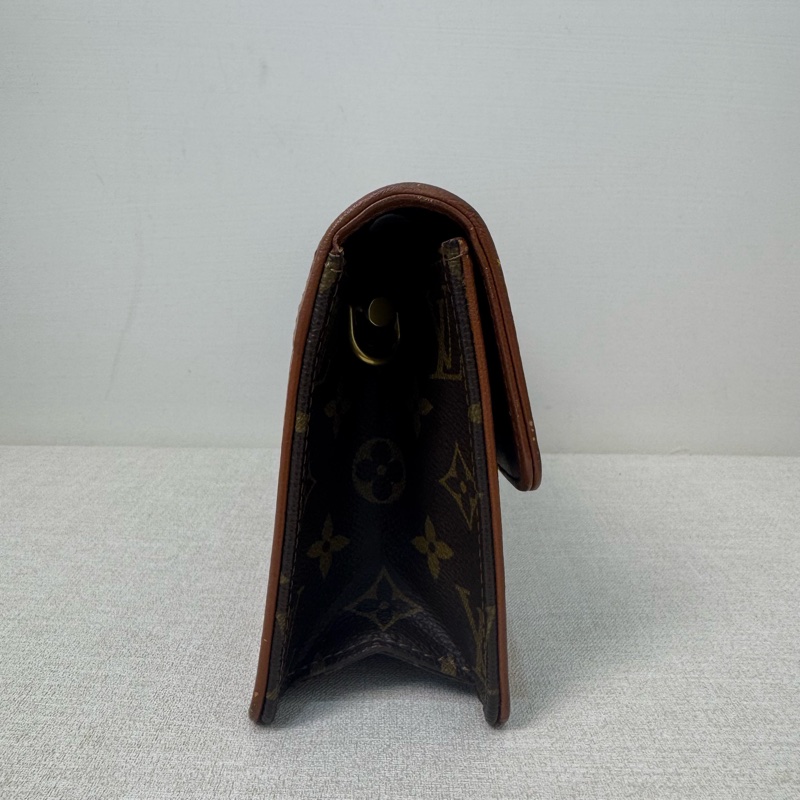 Louis Vuitton 經典老花紅皮手拿包-7