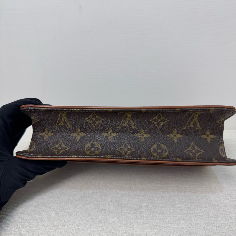 Louis Vuitton 經典老花紅皮手拿包-9