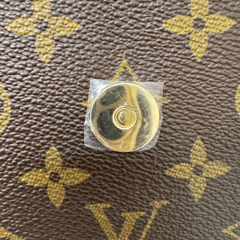 Louis Vuitton 經典老花紅皮手拿包-18