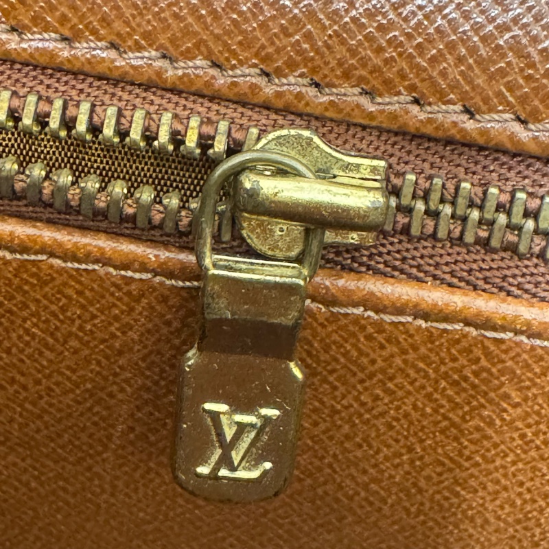 Louis Vuitton 經典老花紅皮手拿包-26