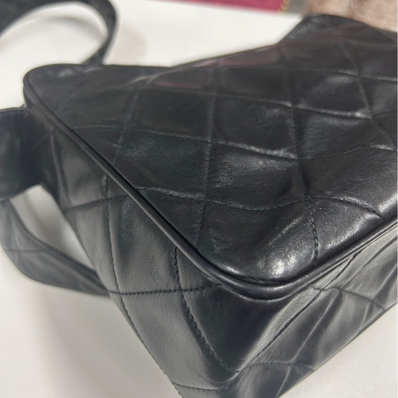 Chanel 金球流蘇黑武士-9