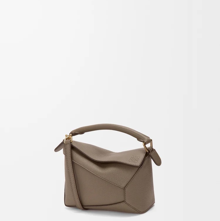 2025 新品 Loewe Puzzle Mini 灰褐色 粒面小牛皮-1