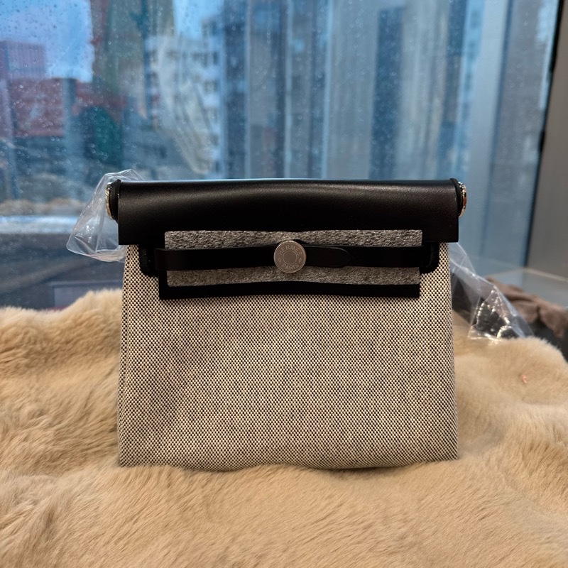 HERMES miniherbag 熊猫银扣 stamp k-0