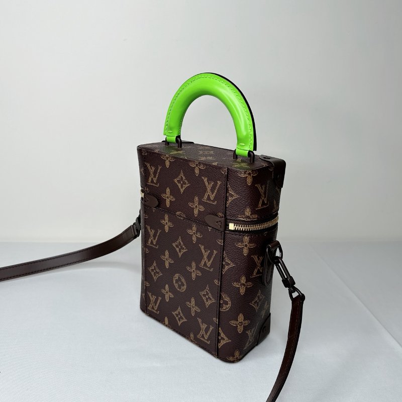 LV Vertical Box Trunk盒子包-4
