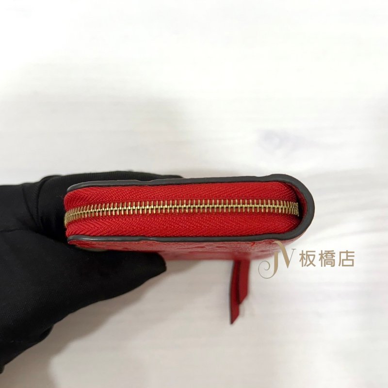 LV紅色牛皮壓紋拉鍊零錢包M60740-1