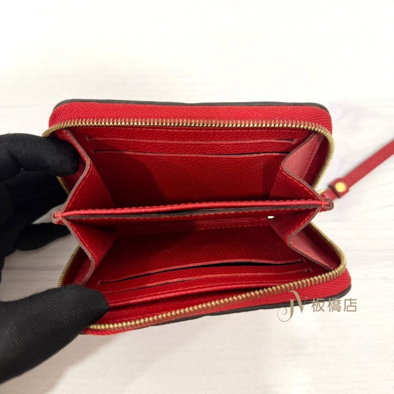 LV紅色牛皮壓紋拉鍊零錢包M60740-4