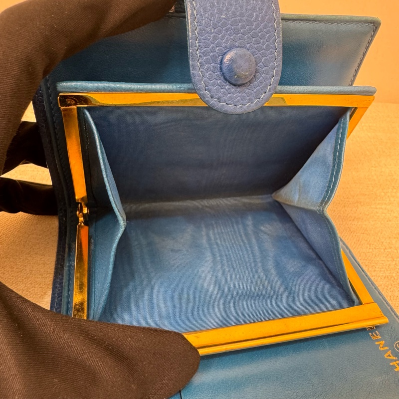 Chanel 深藍 魚子醬短夾-4