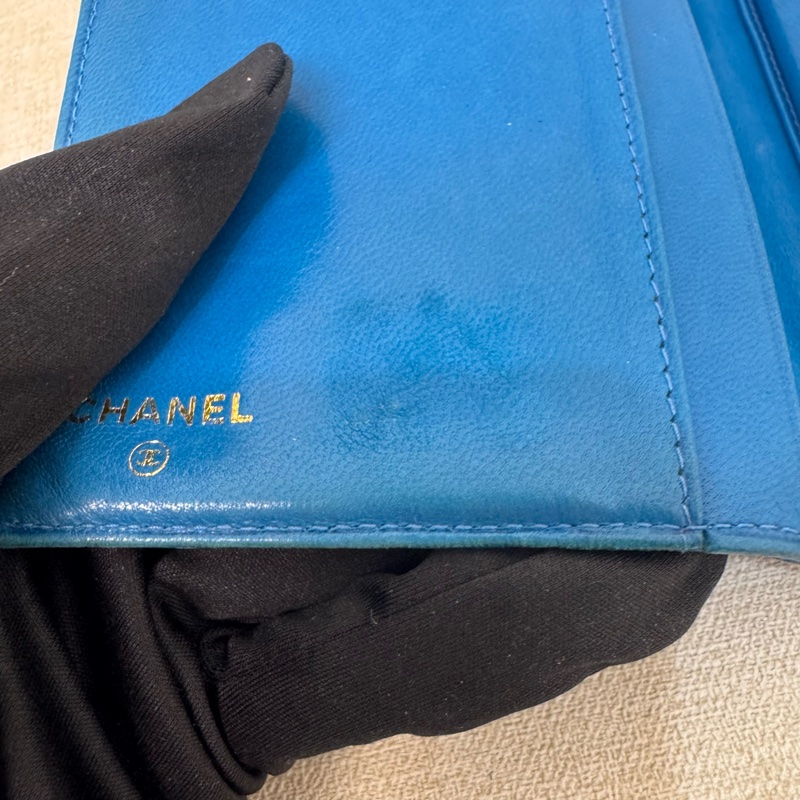 Chanel 深藍 魚子醬短夾-25