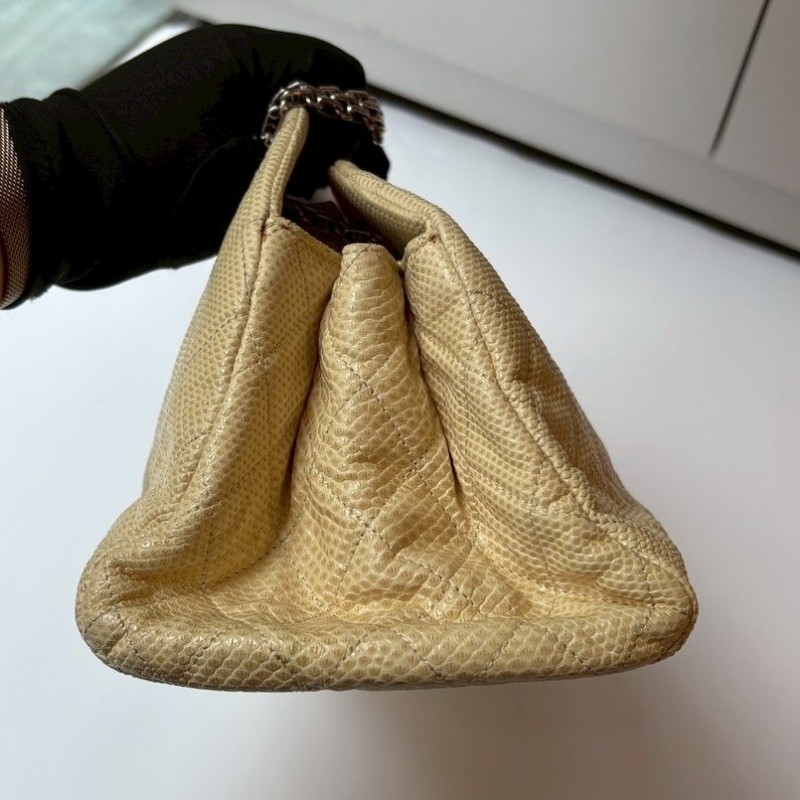 Chanel 銀鍊淺米黃蜥蜴皮革小號仕女包-9