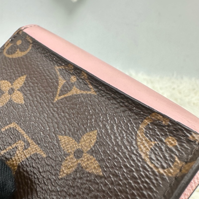 LV 經典老花拼粉紅色 三摺小銀包-6