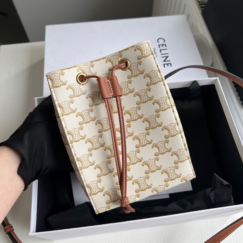 Celine 白色 水桶包 超能裝的小包包 實用主義愛慘❤️全套配件-1