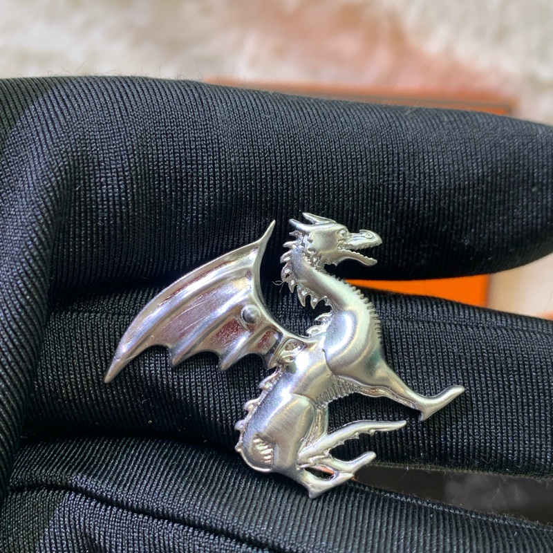 Hermes 愛馬仕 銀色 飛龍胸針 I454-5