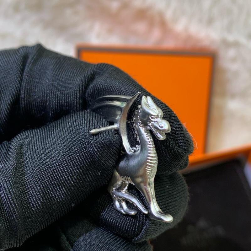 Hermes 愛馬仕 銀色 飛龍胸針 I454-6