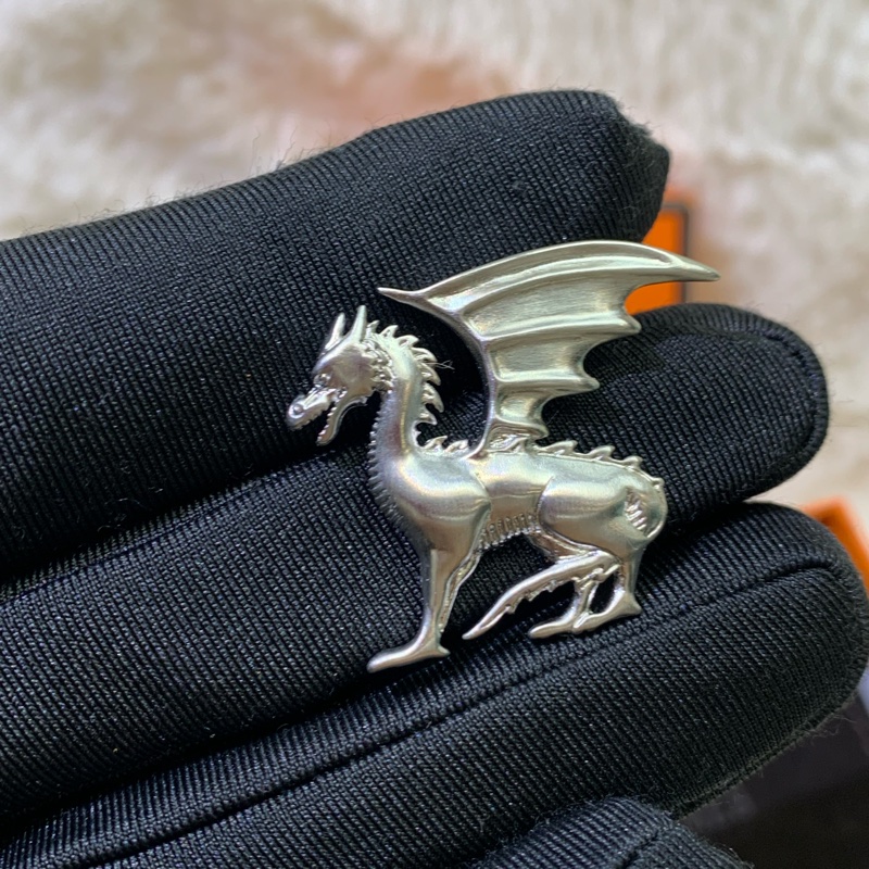 Hermes 愛馬仕 銀色 飛龍胸針 I454-9