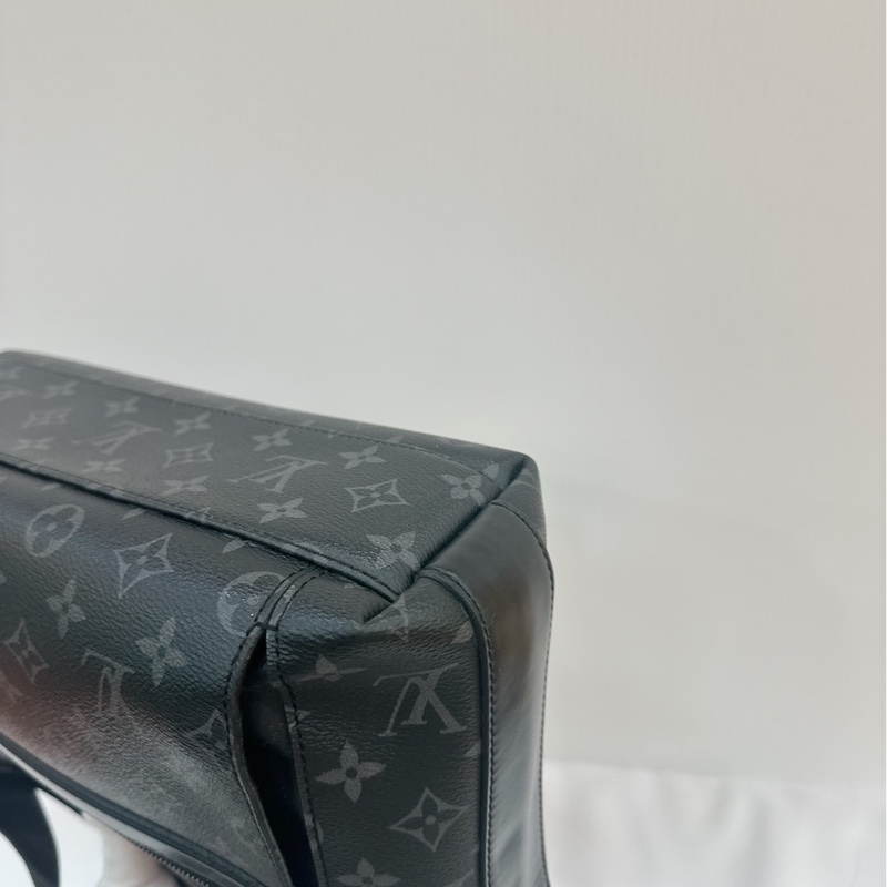 莉亞精品♡ LV 黑老花郵差包 二手美包-11