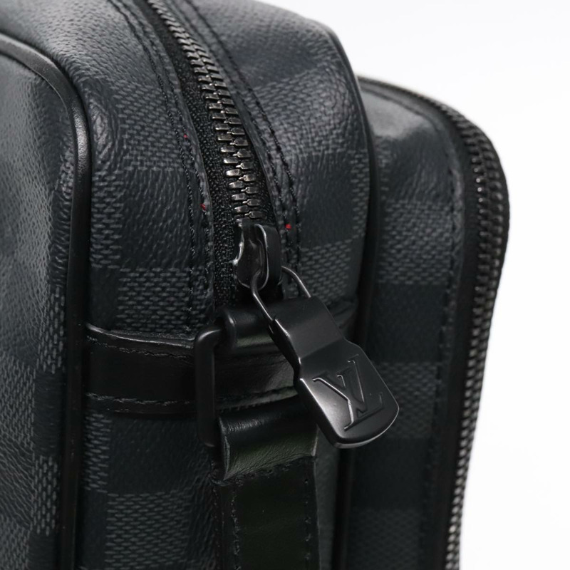 【日本直送】路易威登 Damier Grafitte 實用郵差單肩包 M40280 正品 94640A-16