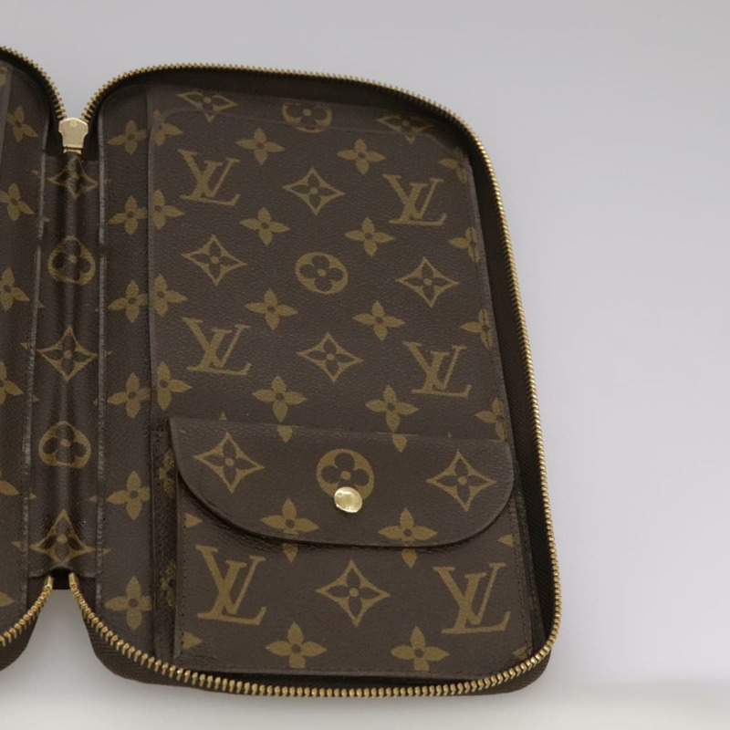 【日本直送】路易威登 Monogram Poche Escapade 旅行箱 M60113 LV Auth yk16335-18