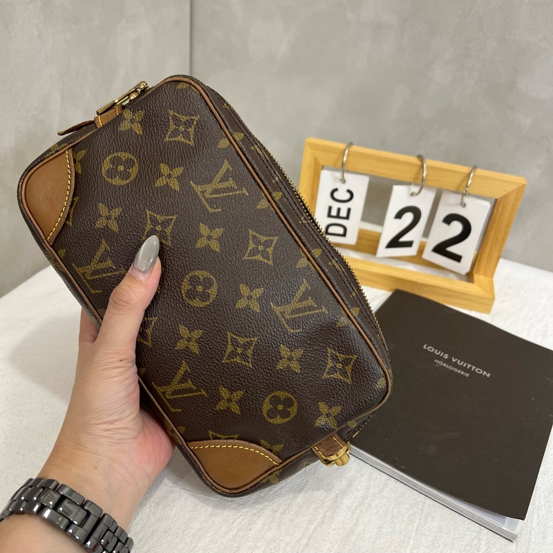 Louis Vuitton 橫版相機手拿包-3