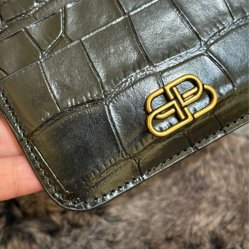 BALENCIAGA亮面鱷魚皮金色LOGO卡夾-3