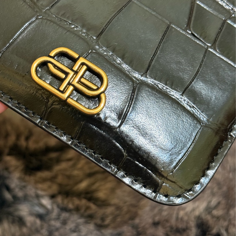 BALENCIAGA亮面鱷魚皮金色LOGO卡夾-8