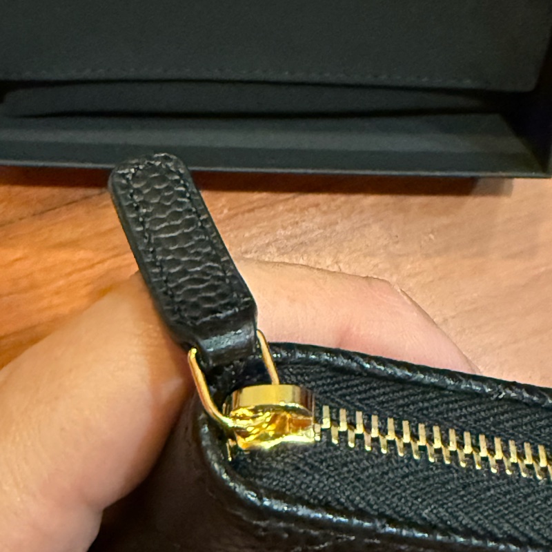Chanel荔枝皮黑金ㄇ字夾-27