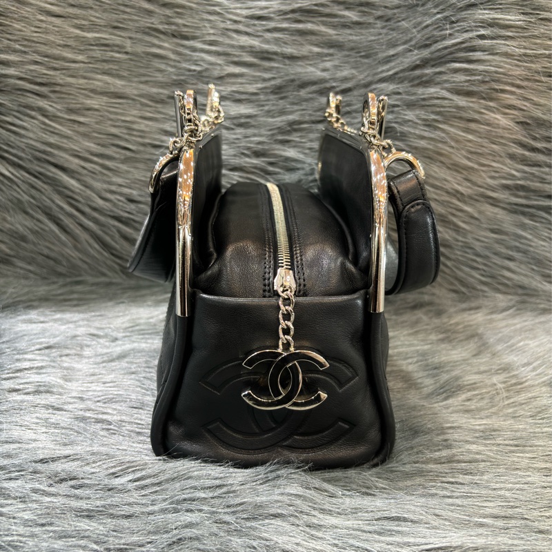 CHANEL 黑色 全皮 皮穿鍊 銀鍊 金屬 LOGO 雙C 拉鍊 手提包 肩背包 老香包 吐司包 側背包 公事包 豆腐包-1