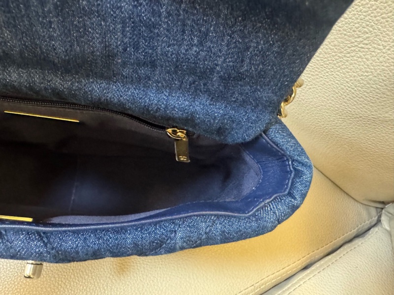 全新全配❤️芯片款❤️ 香奈兒 #19bag #小號 #牛仔 #銀扣-21