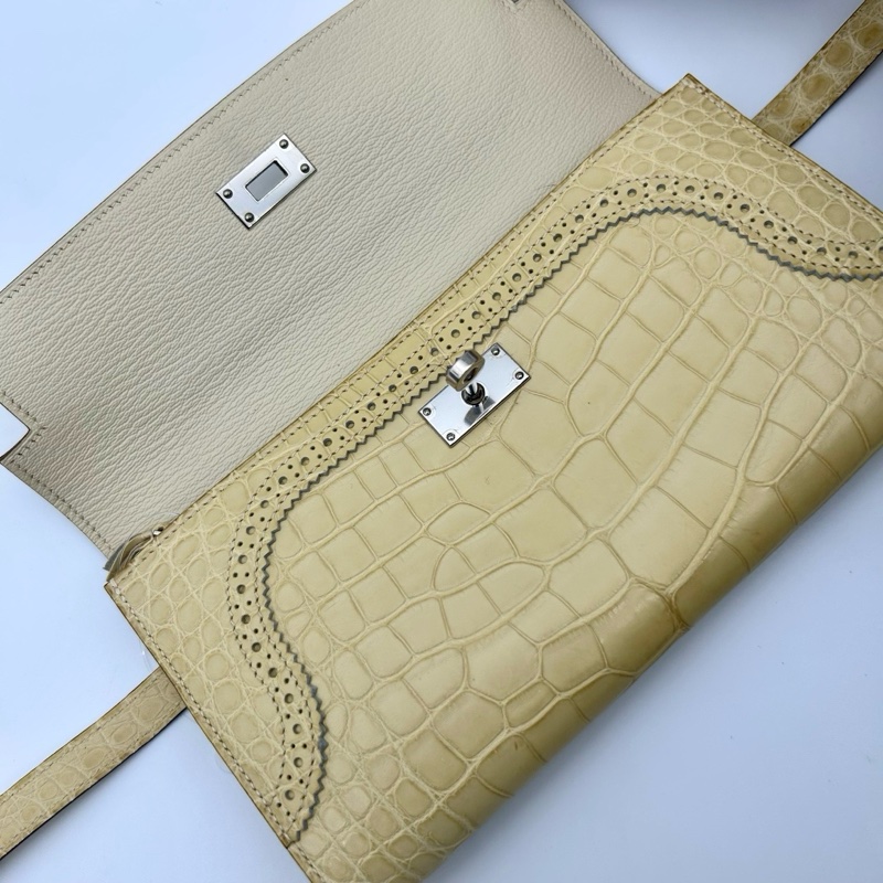 「JL精品代購」保存品品質 愛馬仕香草色霧面鱷魚皮花邊長款kelly二折長夾/手拿包 銀扣-6