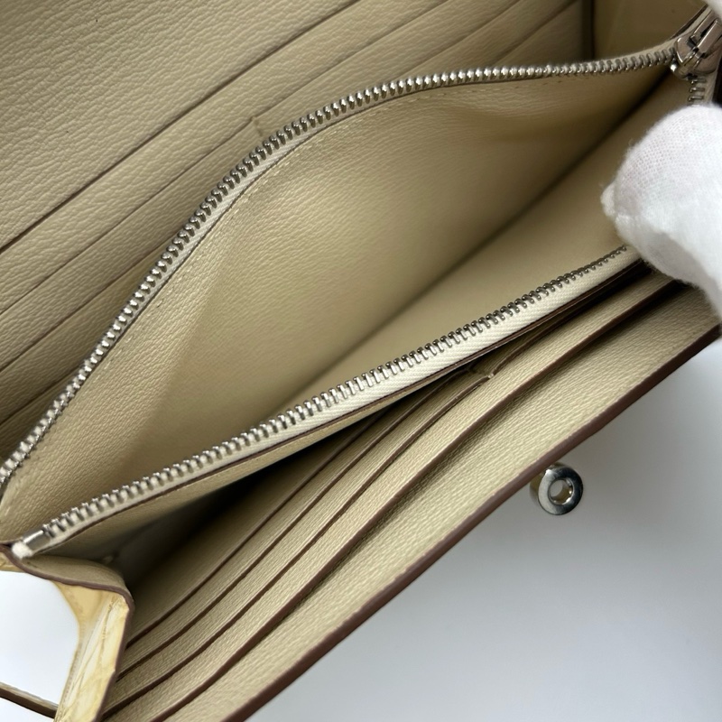 「JL精品代購」保存品品質 愛馬仕香草色霧面鱷魚皮花邊長款kelly二折長夾/手拿包 銀扣-11