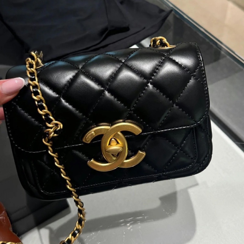 全新帶膜 全配🈶️24年購證❤️香奈兒 #大logo #黑金 #方胖子 #cf-1