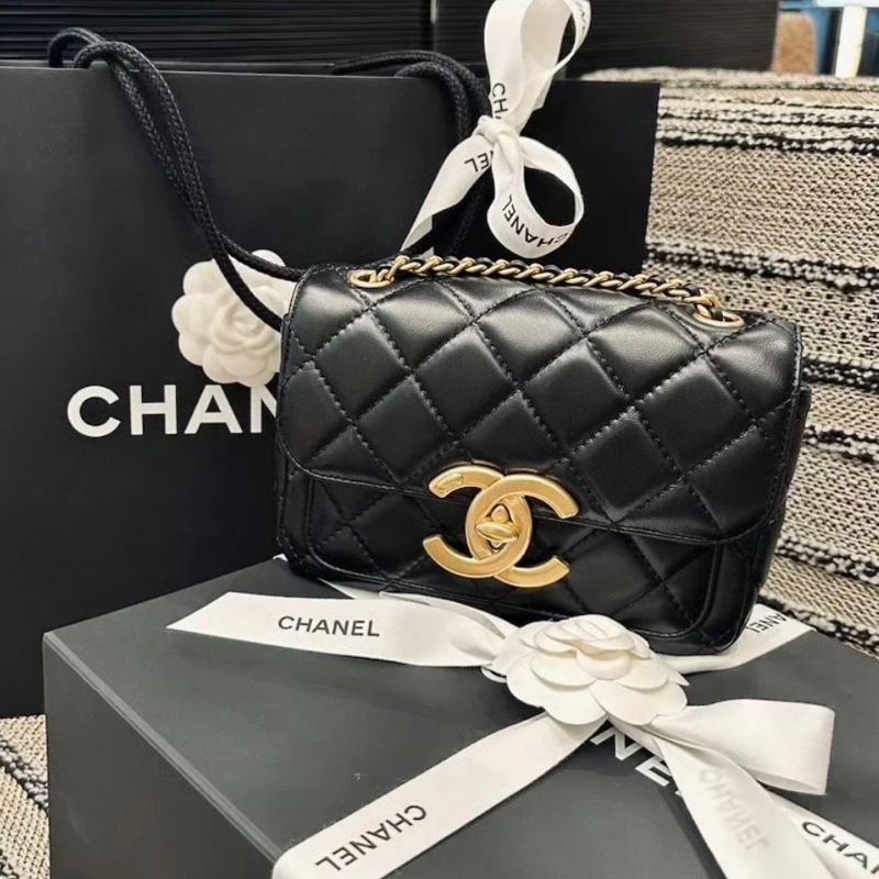 全新帶膜 全配🈶️24年購證❤️香奈兒 #大logo #黑金 #方胖子 #cf-2